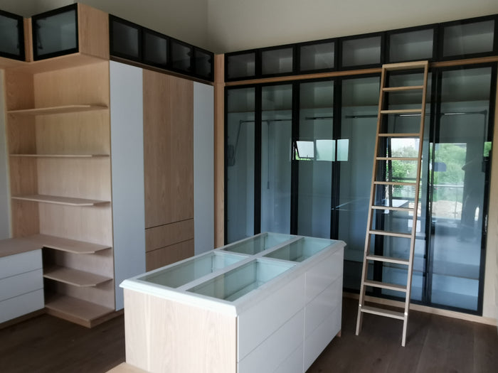 <p>Simply Divine Carpentry</p>
