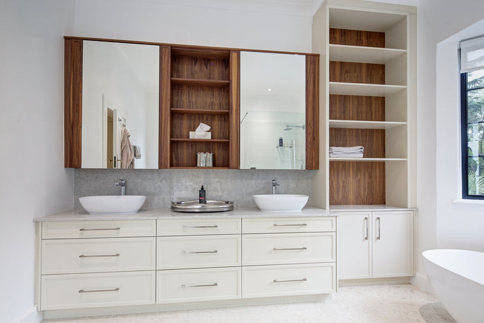 <p><em>Simply Divine Carpentry</em></p>