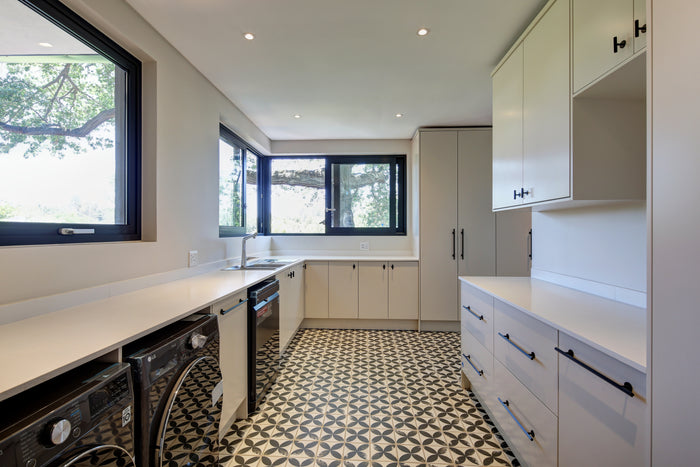 <p>Simply Divine Carpentry</p>
