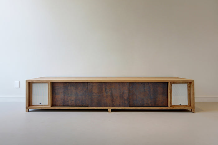 <p><em>Simply Divine Carpentry</em></p>